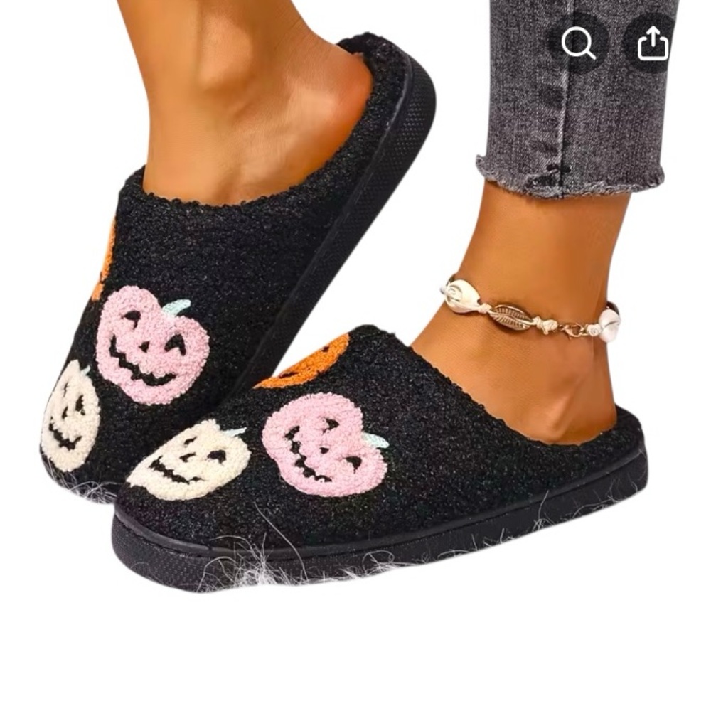 Halloween Fuzzy Pumpkin Slippers - Picture 1 of 2